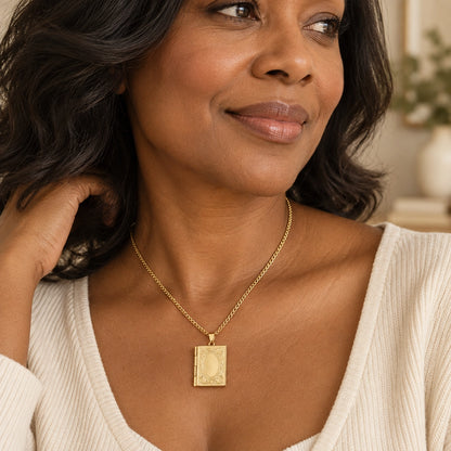 Vintage Gold Locket Necklace